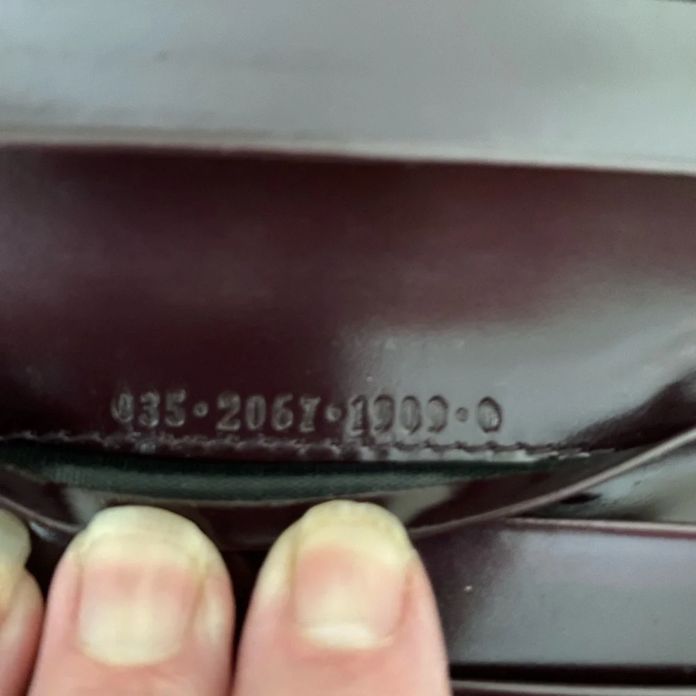 Vintage Gucci Tom Ford Era Purple Patent Leather Double-Sided Bifold Wallet - Picture 6 of 8